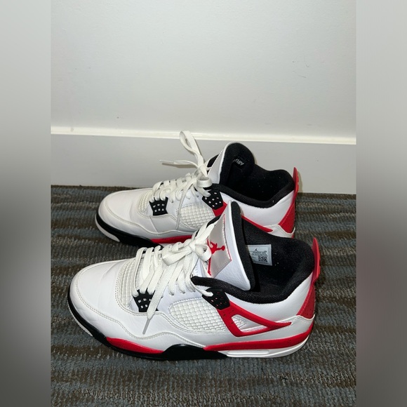 Air Jordan 4 Retro Red Cement Men US 9 DH6927-161- Preowned with Box - Picture 8 of 15